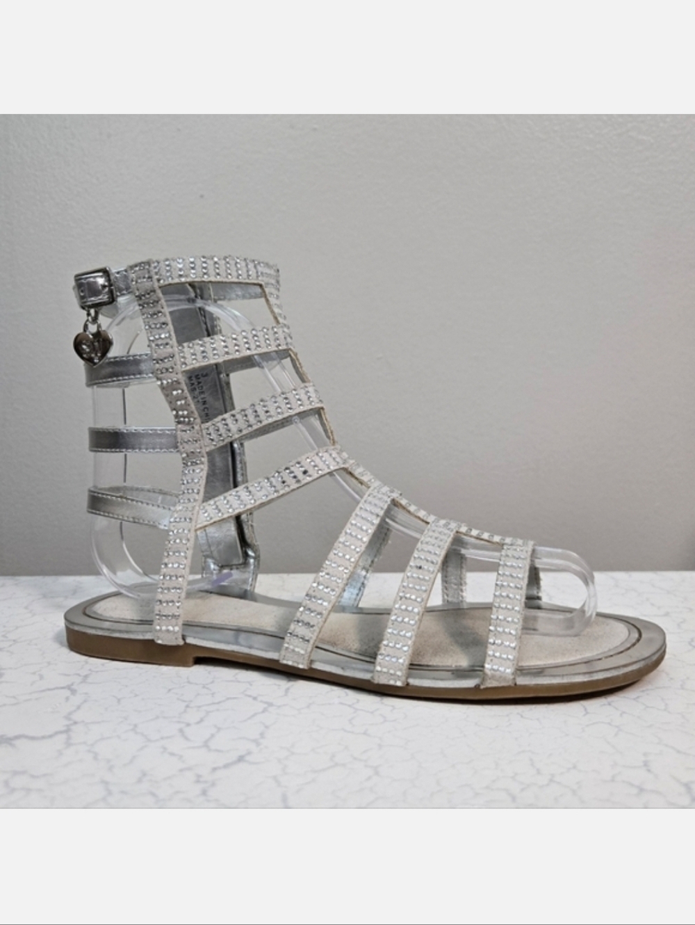 Stuart Weitzman Kids Silver Gladiator Sandals, Size 3 ~ GUC
